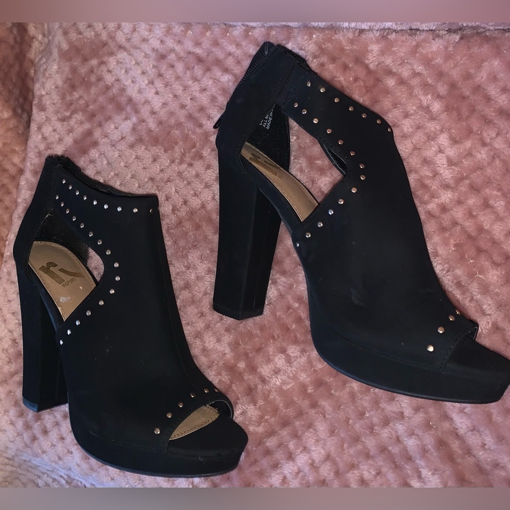 Report, Size 5.5, Suede
